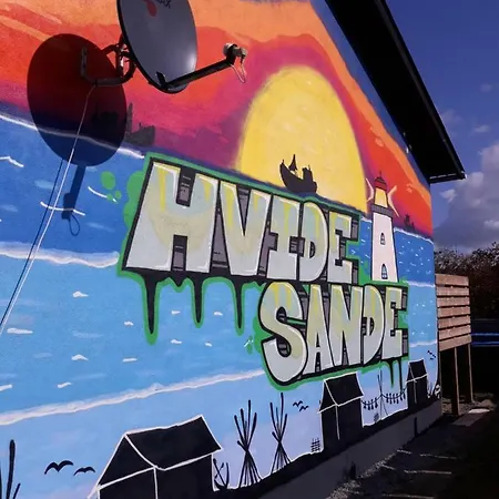 Fanny Fri Adgang Til Svommehal アパート